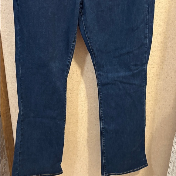 Levi's Dark Blue Flare & Wide Leg Jeans - Picture 2 of 5